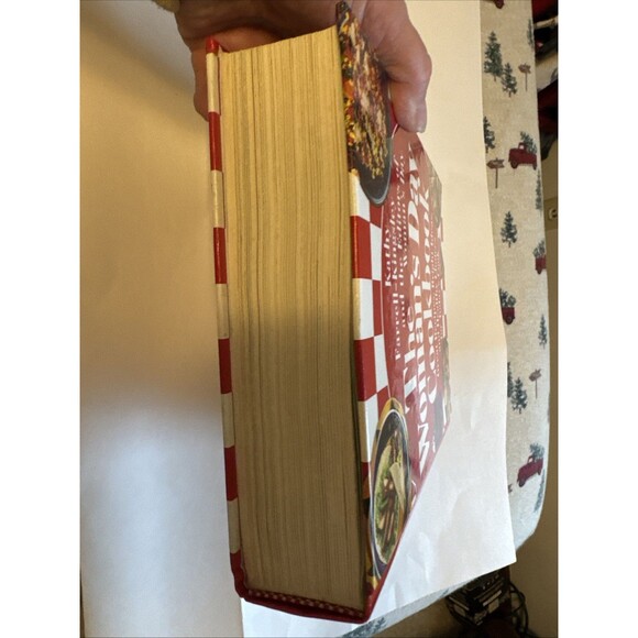 The Women’s Day Cookbook Great Recipes, Bright Ideas, and Healthy Choices for... - Picture 4 of 9